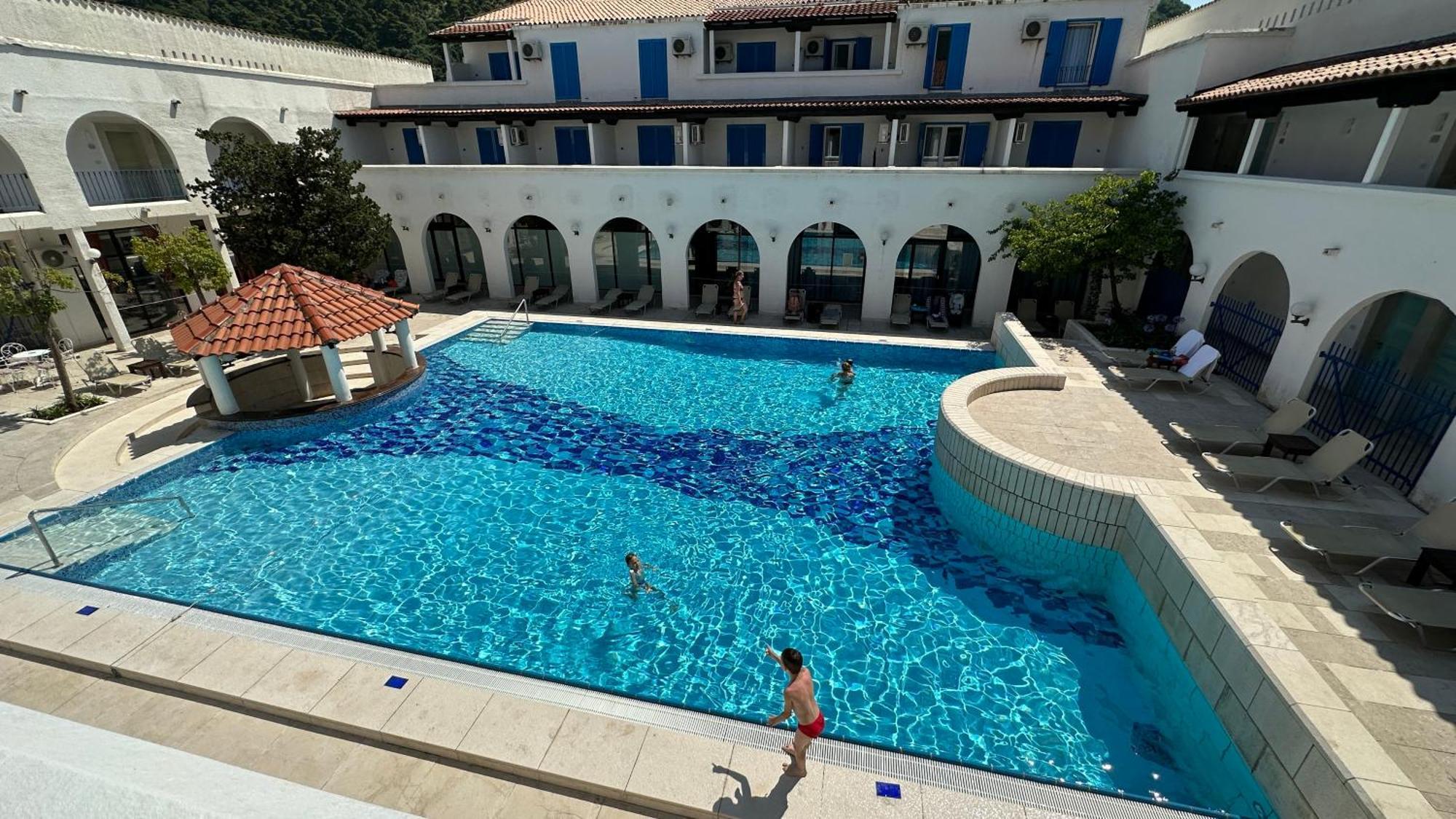 Hotel Aleksandar Budva Exterior photo