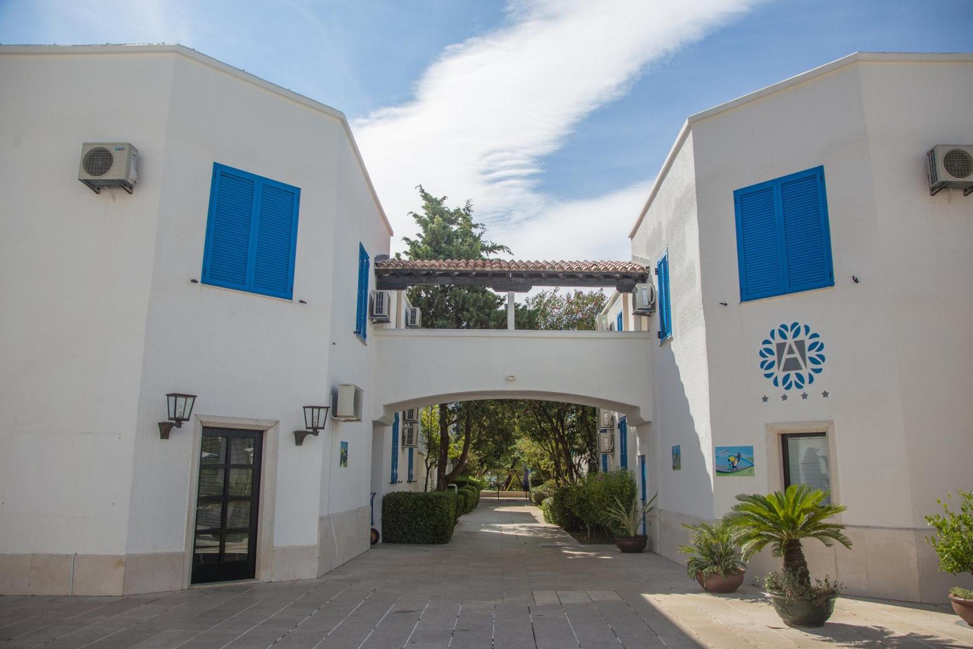 Hotel Aleksandar Budva Exterior photo