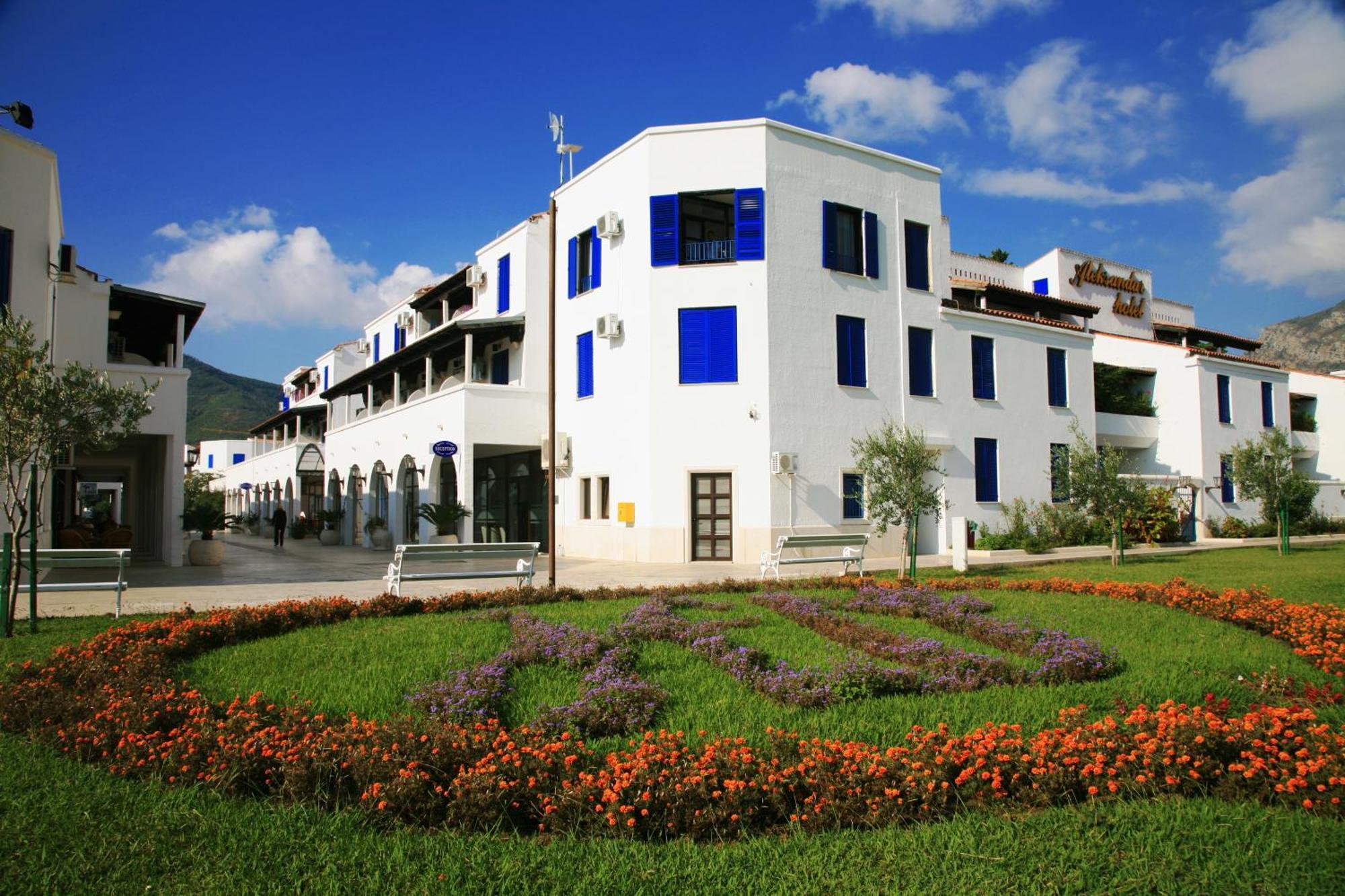 Hotel Aleksandar Budva Exterior photo