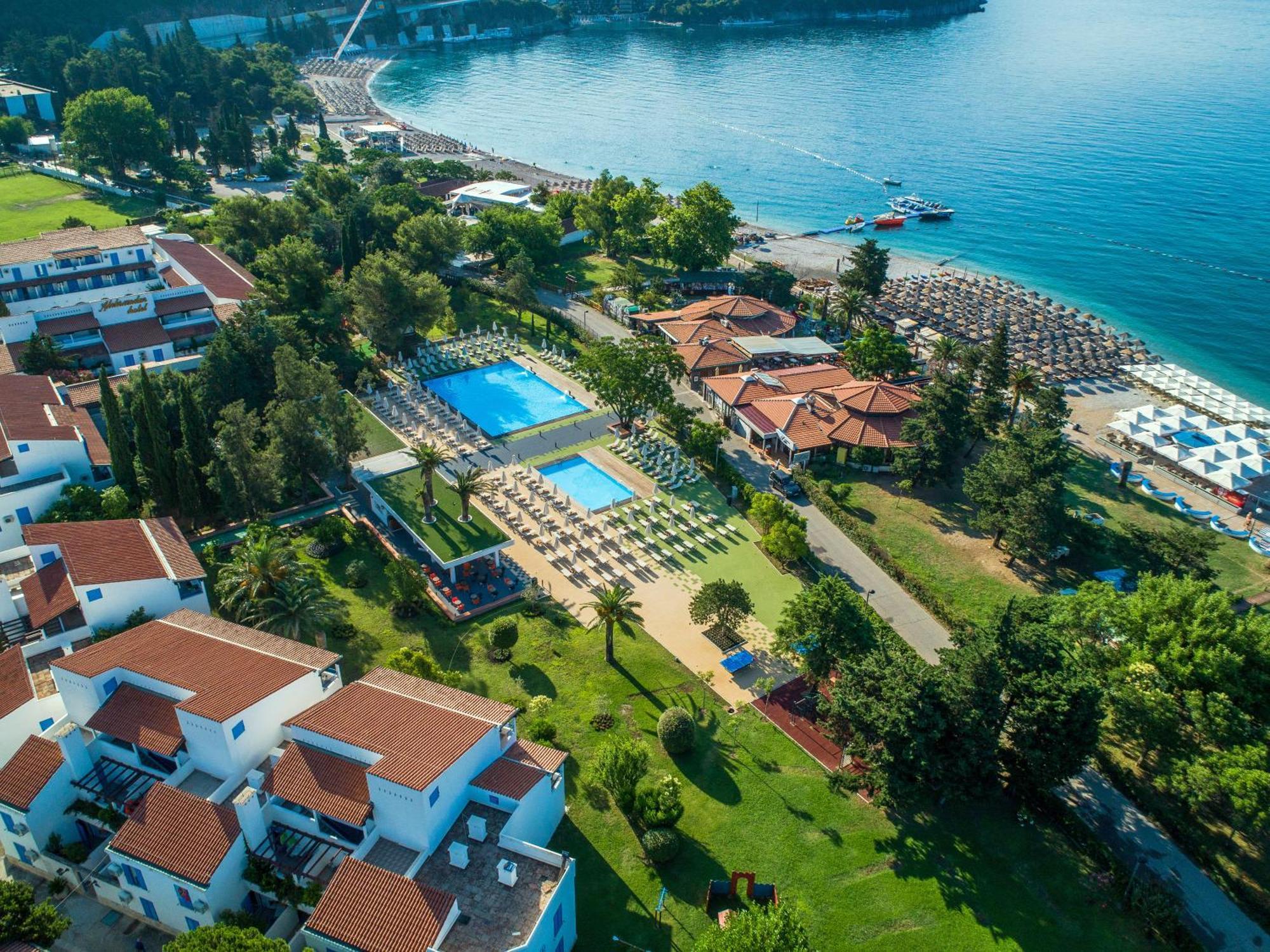Hotel Aleksandar Budva Exterior photo